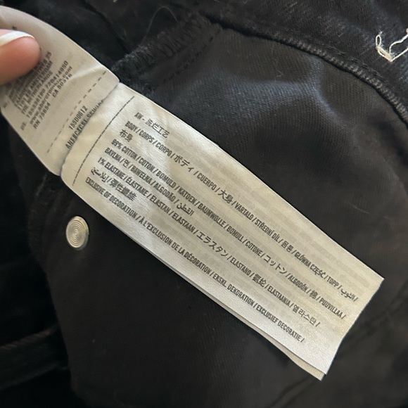 Abercrombie & Fitch Curve Love High Rise Mom Jeans in Black Rip Knee 29/8 Long - Picture 6 of 7